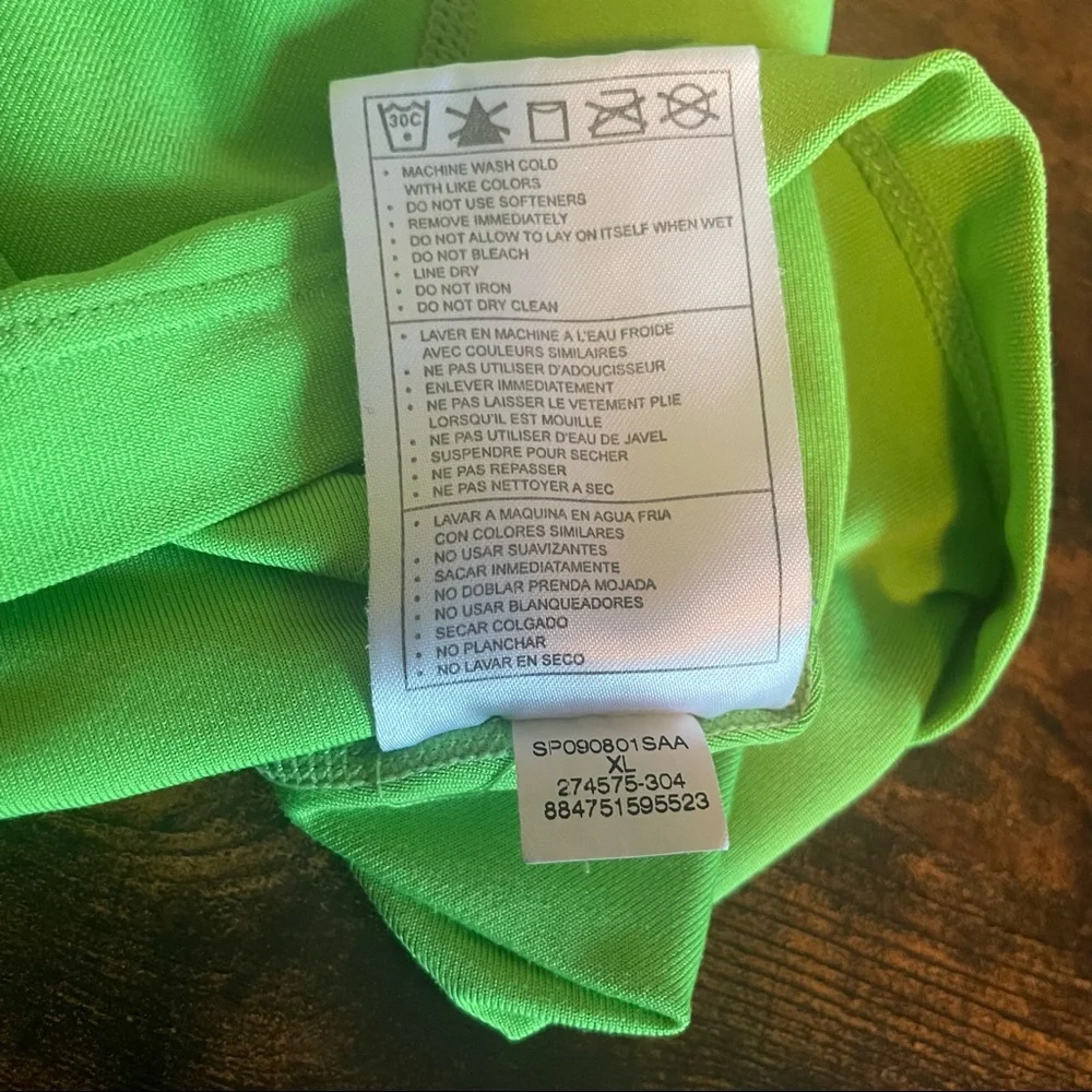 Women’s Nike Halter Top - Picture 6 of 6